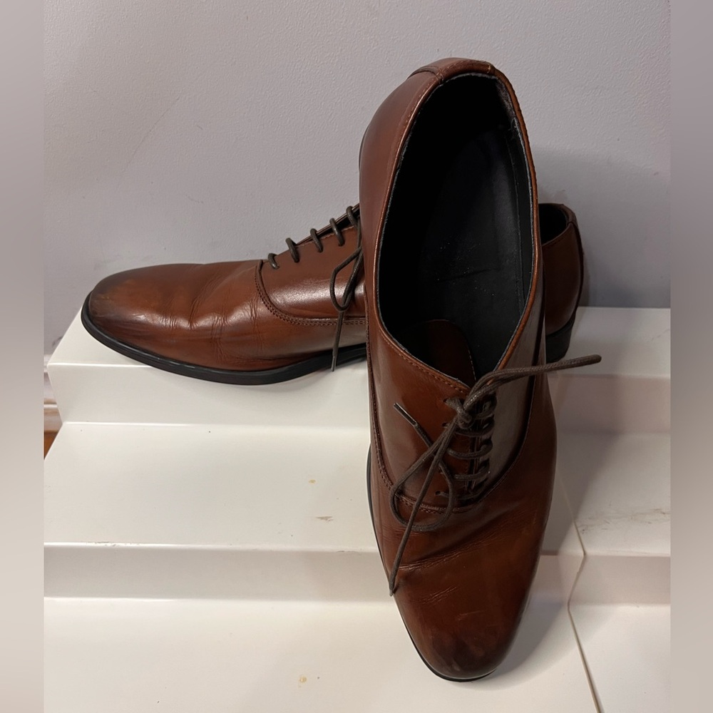 Lavanorian Arguana Brown Leather Lace Up Dress Shoes in Great Condition!